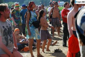 Photo from the hippie rally. Part 3. Thumbnail 19