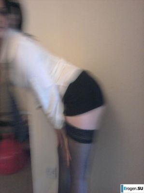 Pretty brunette in stockings. Part 2. Thumbnail 26