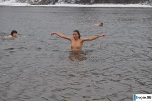 Ukrainian nudists in winter. Thumbnail 10
