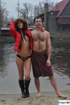 Ukrainian nudists in winter. Thumbnail 18