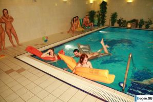 Czech nudists in the pool. Part 3. Thumbnail 36