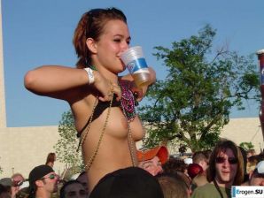 Public exposure. Part 4. Thumbnail 32