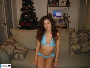 Smiling brunette with everlasting nipples. Part 6. Thumbnail 16