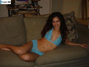 Smiling brunette with everlasting nipples. Part 6. Thumbnail 20