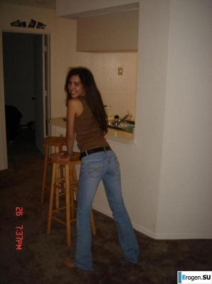 Smiling brunette with everlasting nipples. Part 6. Thumbnail 32