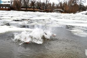 Ukrainian nudists in winter. Part 2. Thumbnail 27