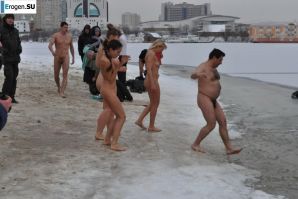 Ukrainian nudists in winter. Part 2. Thumbnail 4