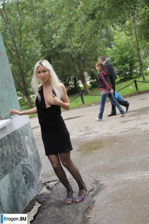 Nastya from Samara walks around the city and shows herself. Part 18. Thumbnail 19