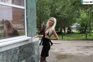 Nastya from Samara walks around the city and shows herself. Part 18. Thumbnail 20
