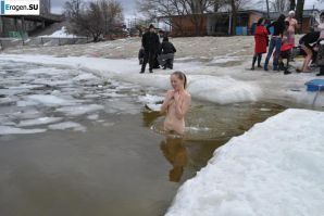 Украинские нудисты зимой. Часть 3. Миниатюра 22