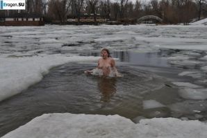 Украинские нудисты зимой. Часть 3. Миниатюра 28
