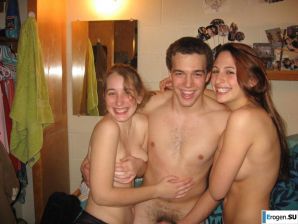 Public Nudity. Part 5. Thumbnail 14