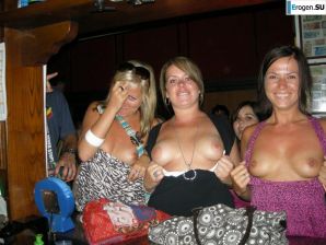 Public Nudity. Part 5. Thumbnail 30