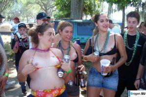 Public Nudity. Part 5. Thumbnail 36