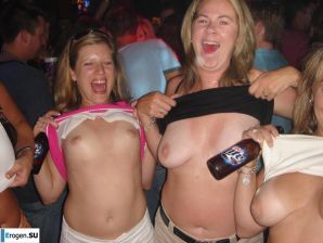 Public Nudity. Part 5. Thumbnail 40