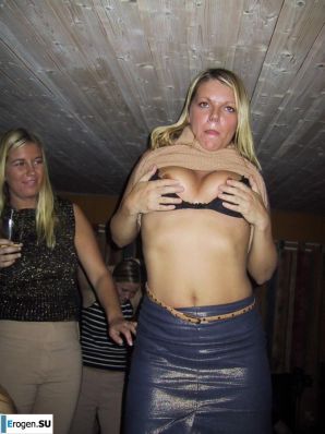 Public Nudity. Part 5. Thumbnail 8