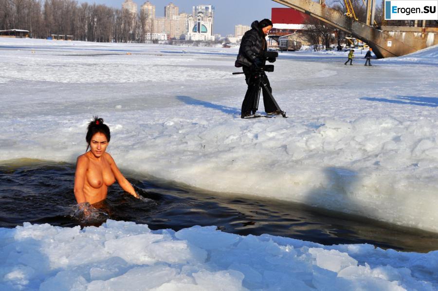 Ukrainian nudists in winter. Part 4. Slide 9