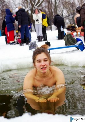 Ukrainian nudists in winter. Part 4. Thumbnail 11