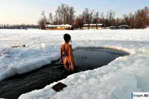 Ukrainian nudists in winter. Part 4. Thumbnail 8