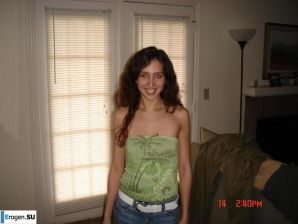 Smiling brunette with everlasting nipples. Part 7. Thumbnail 28