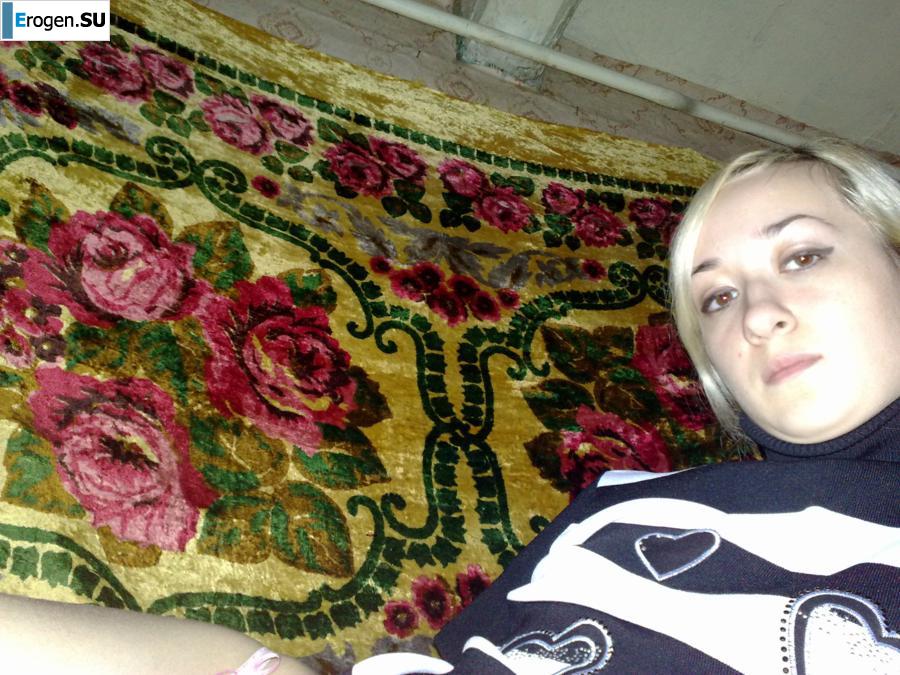 Slender Russian Blonde. Part 3. Slide 32