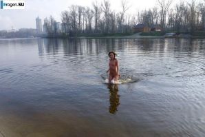 Ukrainian nudists in winter. Part 5. Thumbnail 21