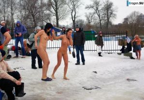 Ukrainian nudists in winter. Part 6. Thumbnail 17