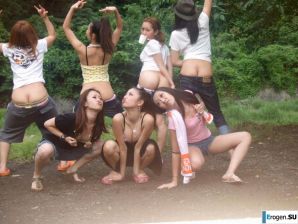 Public Nudity. Part 6. Thumbnail 12