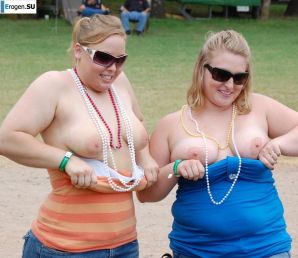 Public Nudity. Part 6. Thumbnail 17
