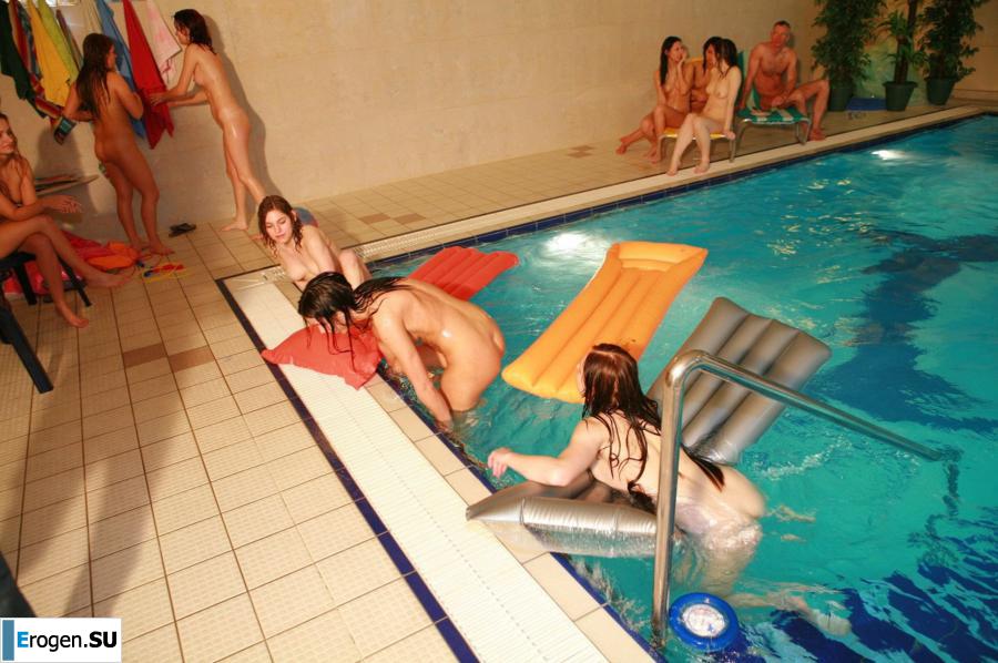 Czech nudists in the pool. Part 4. Slide 15