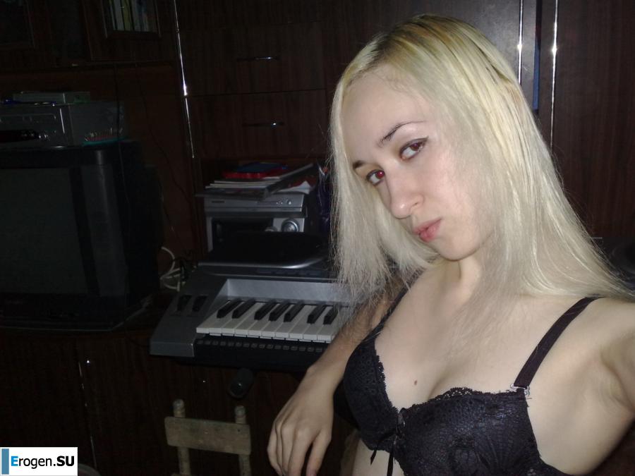 Худенькая русская блонда. Часть 6. Слайд 35