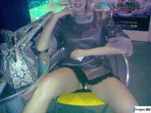 Desperate Stripper. Thumbnail 44