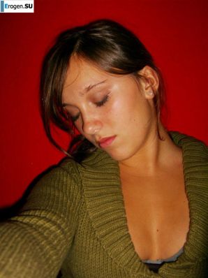 Girlfriend of a hockey player. Thumbnail 23