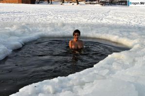 Ukrainian nudists in winter. Part 7. Thumbnail 25