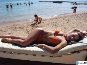 Posing at the hotel. Thumbnail 3
