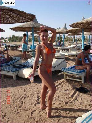 Posing at the hotel. Thumbnail 4