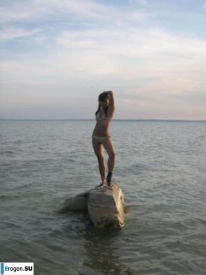 Bathing season. Thumbnail 28