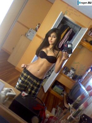 Amateur filming of naked girls. Part 4. Thumbnail 9