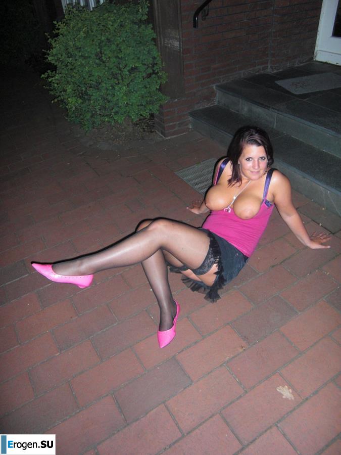 Amateur filming of naked girls. Part 5. Slide 31