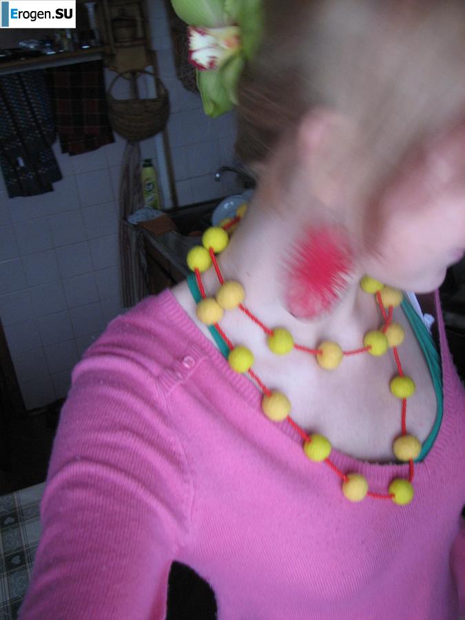 Amateur filming of naked girls. Part 5. Slide 9