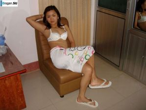 Amateur filming of naked girls. Part 5. Thumbnail 4