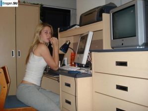 Amateur filming of naked girls. Part 7. Thumbnail 19