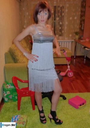 Russian baby with small breasts. Thumbnail 12