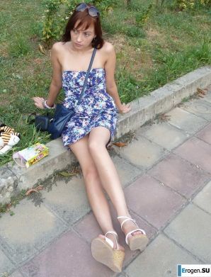 Russian baby with small breasts. Thumbnail 24