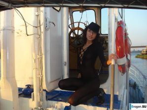 Curly-haired. Thumbnail 27