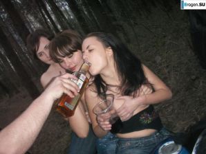 Dead Girls. Thumbnail 16