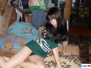 Lorenitsa with poorly shaved booty. Thumbnail 9