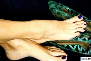 footfetish. Part 3. Thumbnail 21