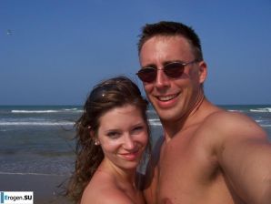 couple. Thumbnail 9