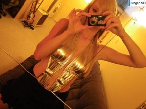 Nikki from Quebec. Thumbnail 33